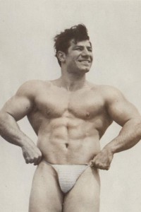 bodybuilder on vintage physique photo